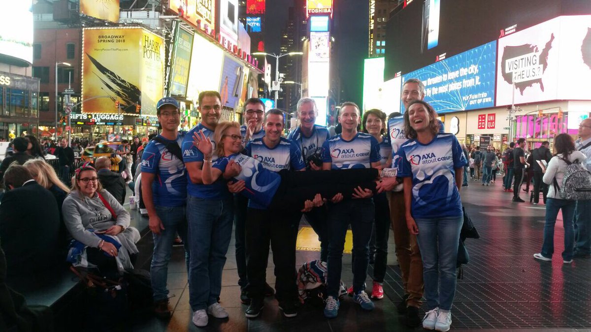 GeryM's tweet photo. #AXA #AXAAtoutCoeur Go go go my friends who run the #nycmarathon2017👍🏃🏻🏃🏻🏃🏻@raphael_benda We are all New-Yorkers❤️❤️❤️ https://t.co/6xIg9YlZDf