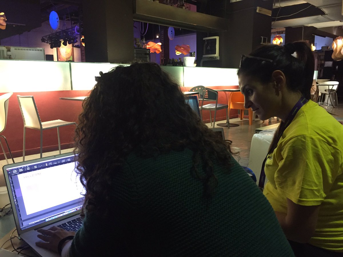 paginemediche's tweet photo. Intanto si continuare ancora a lavorare per idee innovative a servizio della #salute #hackmerck17 #Merck4health https://t.co/vRvvYQb1PE