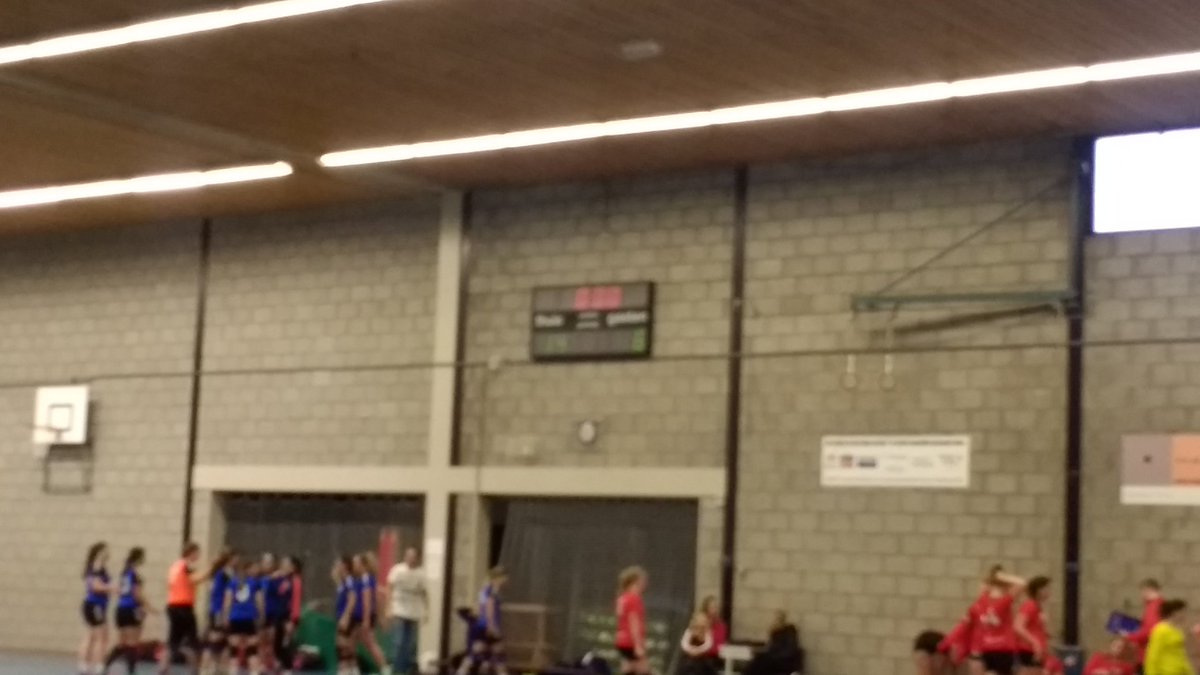marco_ooy's tweet photo. @OBWZEVENAAR  dames 2 handbal wint zijn 1e wedstrijd met 14-6 van #holten. Nu op weg naar @OBWZEVENAAR tegen Vvo #velp https://t.co/iFh1Zavx8c
