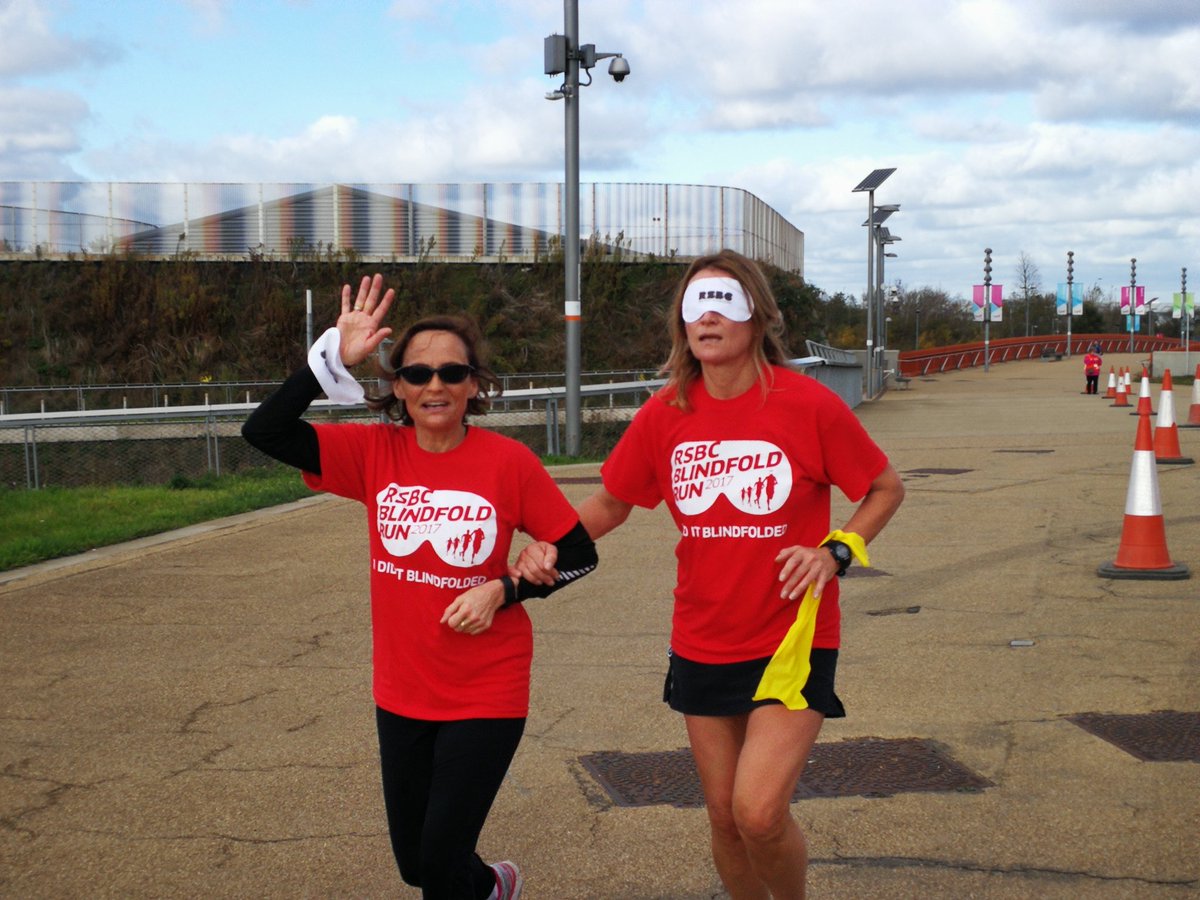 GeeMaarNo1's tweet photo. #blindfoldrun https://t.co/XE3cOjsR15