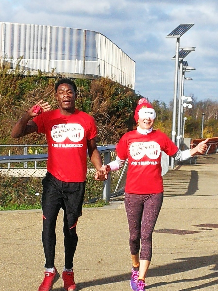 GeeMaarNo1's tweet photo. #blindfoldrun https://t.co/XE3cOjsR15