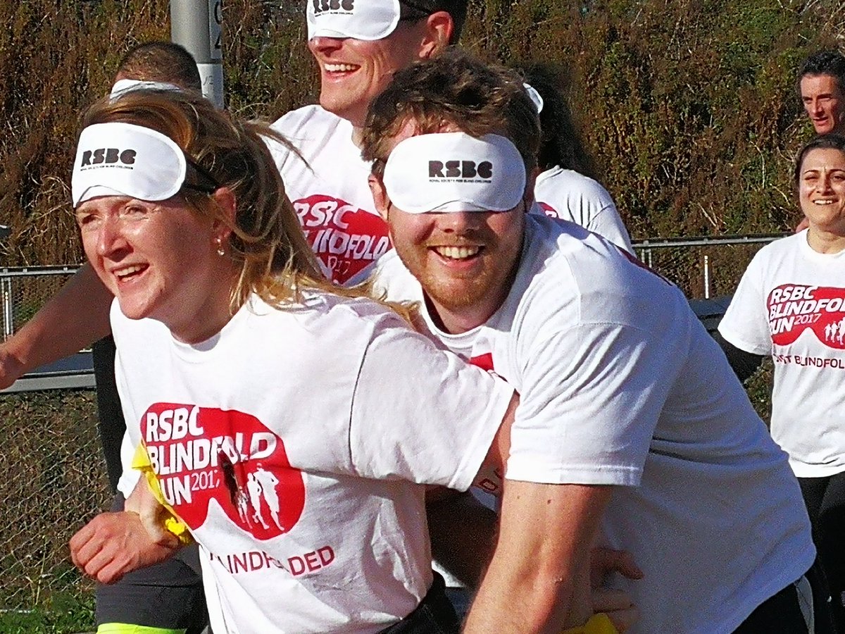 GeeMaarNo1's tweet photo. #blindfoldrun https://t.co/XE3cOjsR15