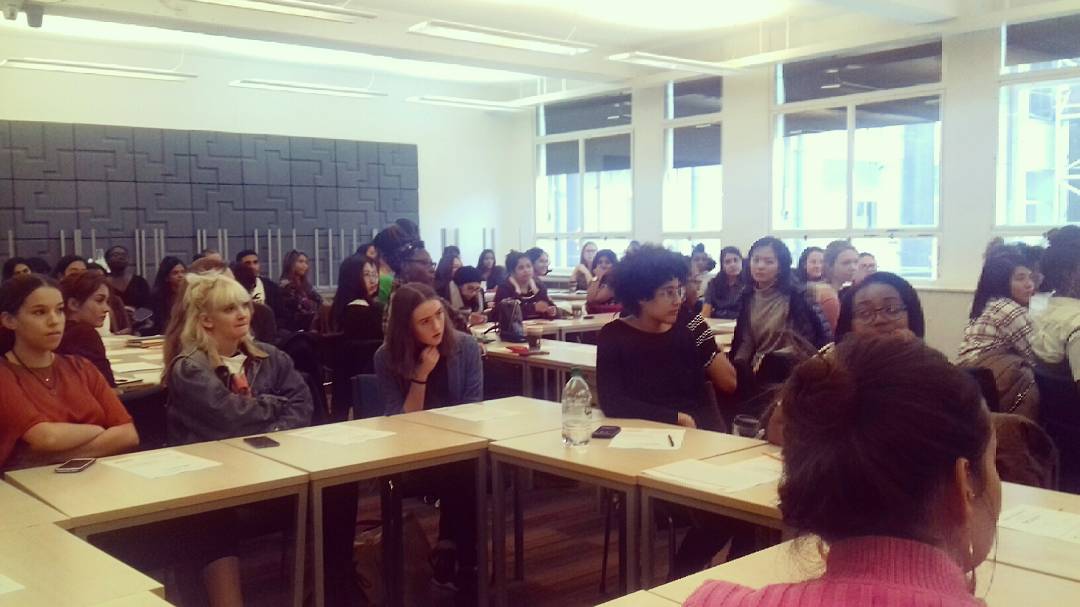 TEDxUCLWomen's tweet photo. The Spoken Word Workshop is well underway, with @soundoutuk and @BananaSharma! #tedxuclwomen #home2017 https://t.co/eecUBwMhiu