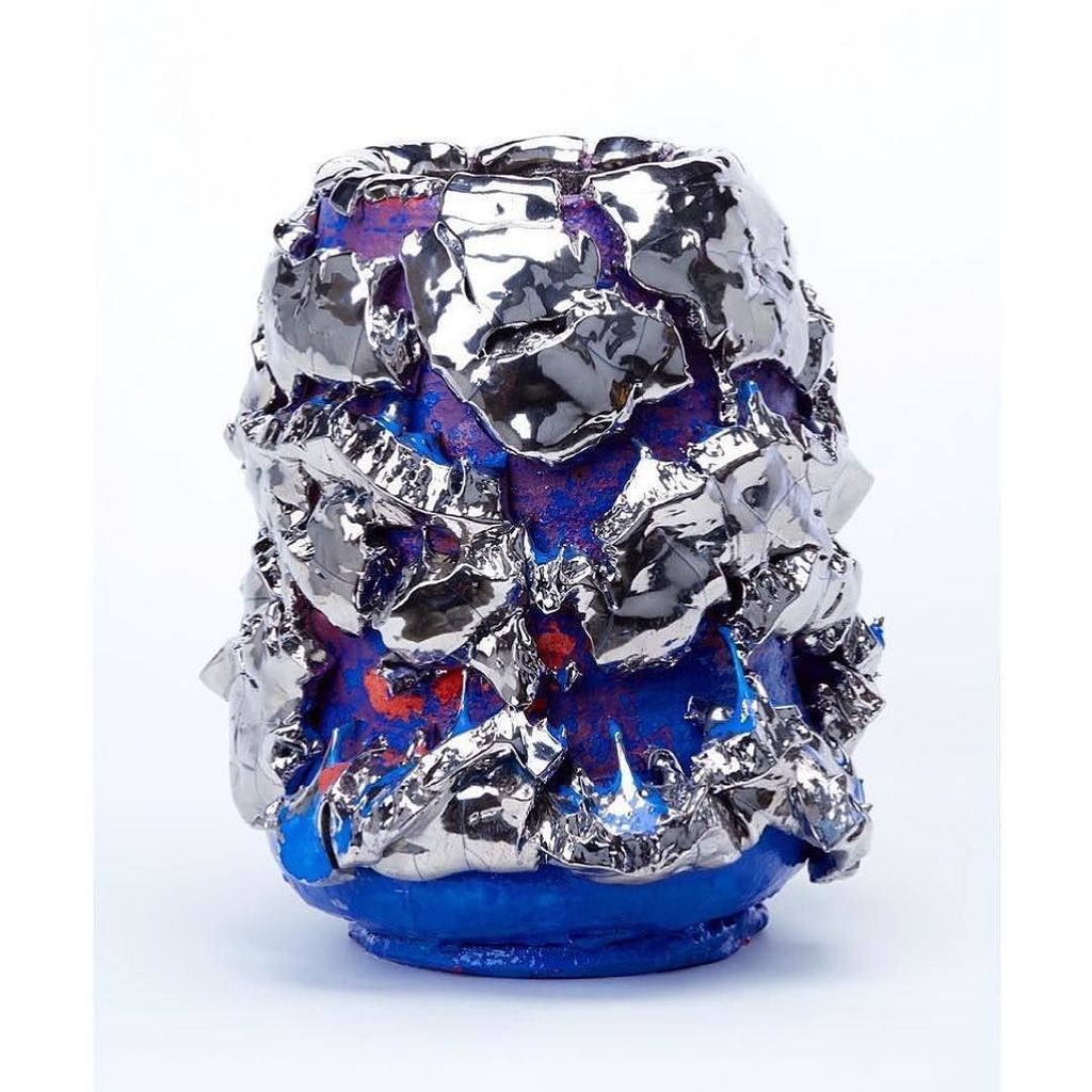 #Repost <a href="/takurokuwata/">Takuro Kuwada</a> .
.
.
.
.
.
.
#contemporaryceramics #contemporaryart #contemporarysculpture #ceramicsculptur… ift.tt/2y3SwSp