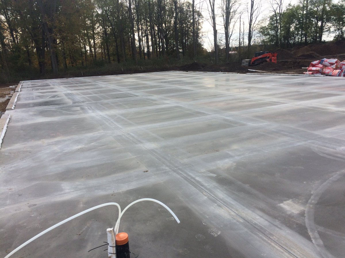 mccannredimix's tweet photo. Friday floor pours means Saturday control cutting #everyweek #softcut https://t.co/xgDNtu28OY