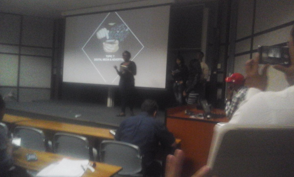 KScrimnger's tweet image. @CMS2A11 I dont feel like the Dove advert was racist, but the way people decoded the message made it seem racist #encodinganddecoding