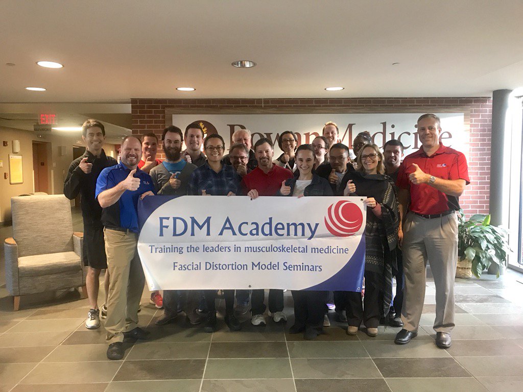 FDMacademy's tweet photo. Healthcare professionals learning to treat patients in pain using faster methods and less medication. #FDM https://t.co/VofxOPhgu1