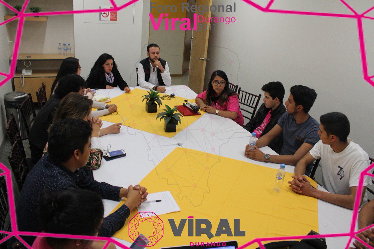 A punto de terminar el #ForoVIRALDurango. Reunión entre el equipo operativo, representantes estatales y de AC.
#RifamosEnEquipo 
#YoSoyVIRAL
