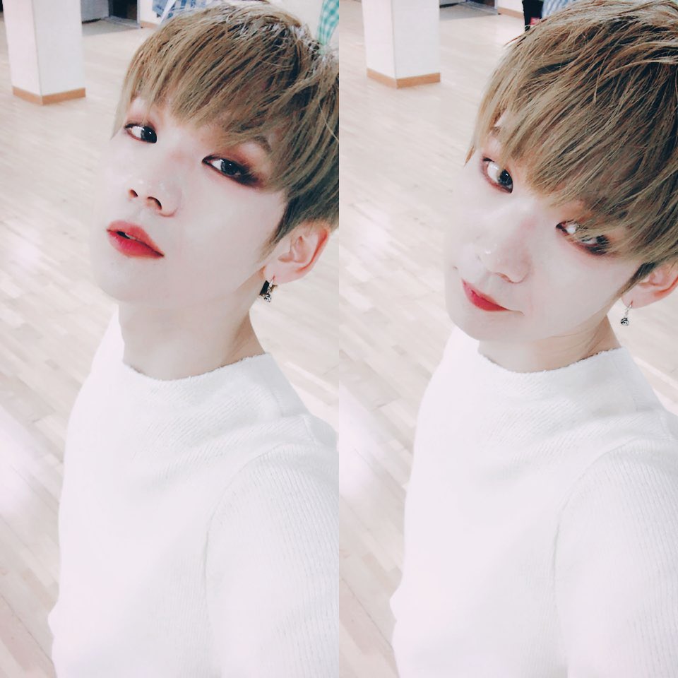 JBJtwt787's tweet photo. [#켄타🍓] 전 트윗부터 벌써 일주일 됐네요.. 오늘도 사랑합니다 여러분♡ https://t.co/9pJB6Idmpy