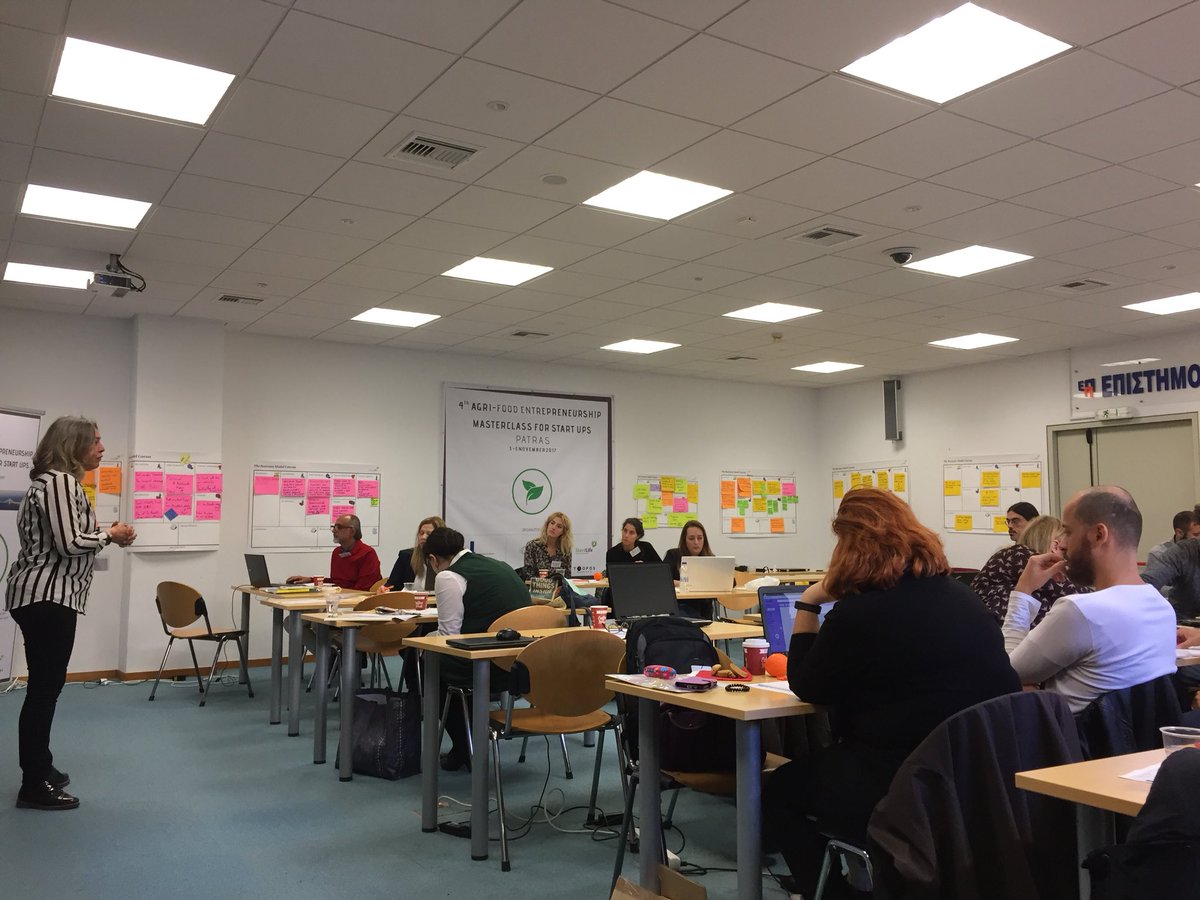 NLinGreece's tweet photo. #Startups learning all about implementing and testing their business propositions #AgriFoodMasterclass #Patras https://t.co/aiFSsSHCKe