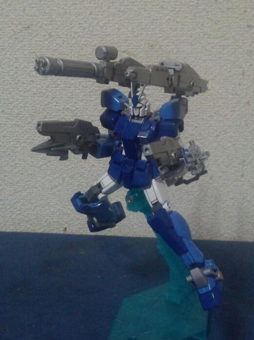 HETALE01's tweet photo. #ガンプラ 
#ガンダムビルドファイターズ 
"HG ｶﾞﾝﾀﾞﾑﾗｲﾄﾆﾝｸﾞﾌﾞﾗｯｸｳｫｰﾘｱ"をベースに"紅ウェポン"等を加えて自分なりにカスタマイズしてみました。
全て筆塗り塗装の為、断じて綺麗とは言い難いですが…(苦笑) https://t.co/aPoizWZnzS