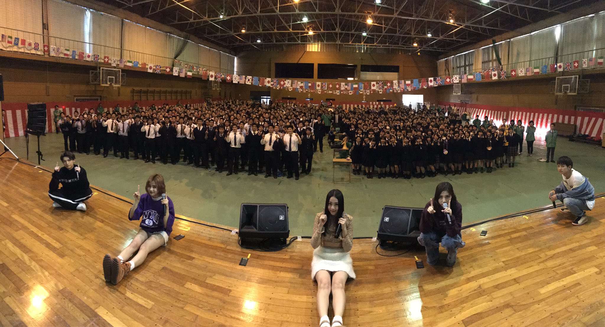 Lol エルオーエル 本日はlol High School Live Tour 17 熊本県の専修大学玉名高等学校に会いに行きました 皆様 ありがとうございました Lol学園 エルオーエル Avex 高校 ライブ ツアー 専修大学玉名高校 熊本 T Co Supjdda03o
