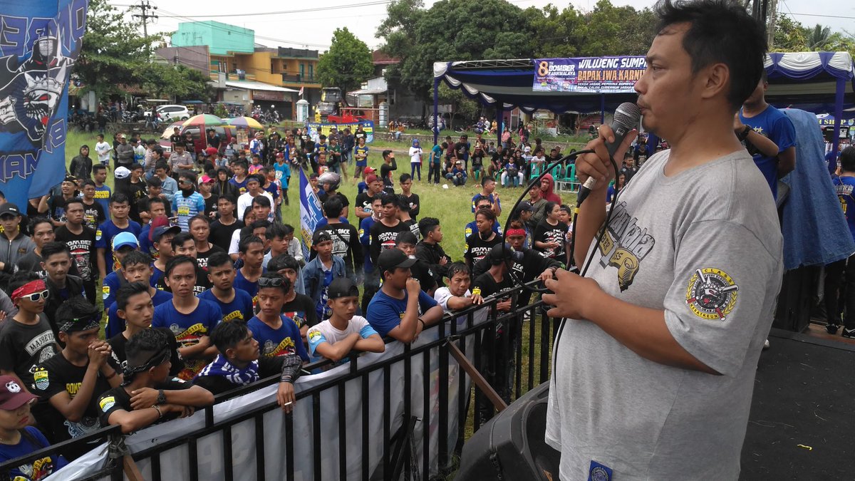 bomber_tasik's tweet photo. Sambutan dari Ketua Umum @Bomberpusat di Sewindu Kami. Hatur nuhun Pak Ketum tos kersa hadir langsung. #sewindubombertasik https://t.co/XMpTDKKtGX