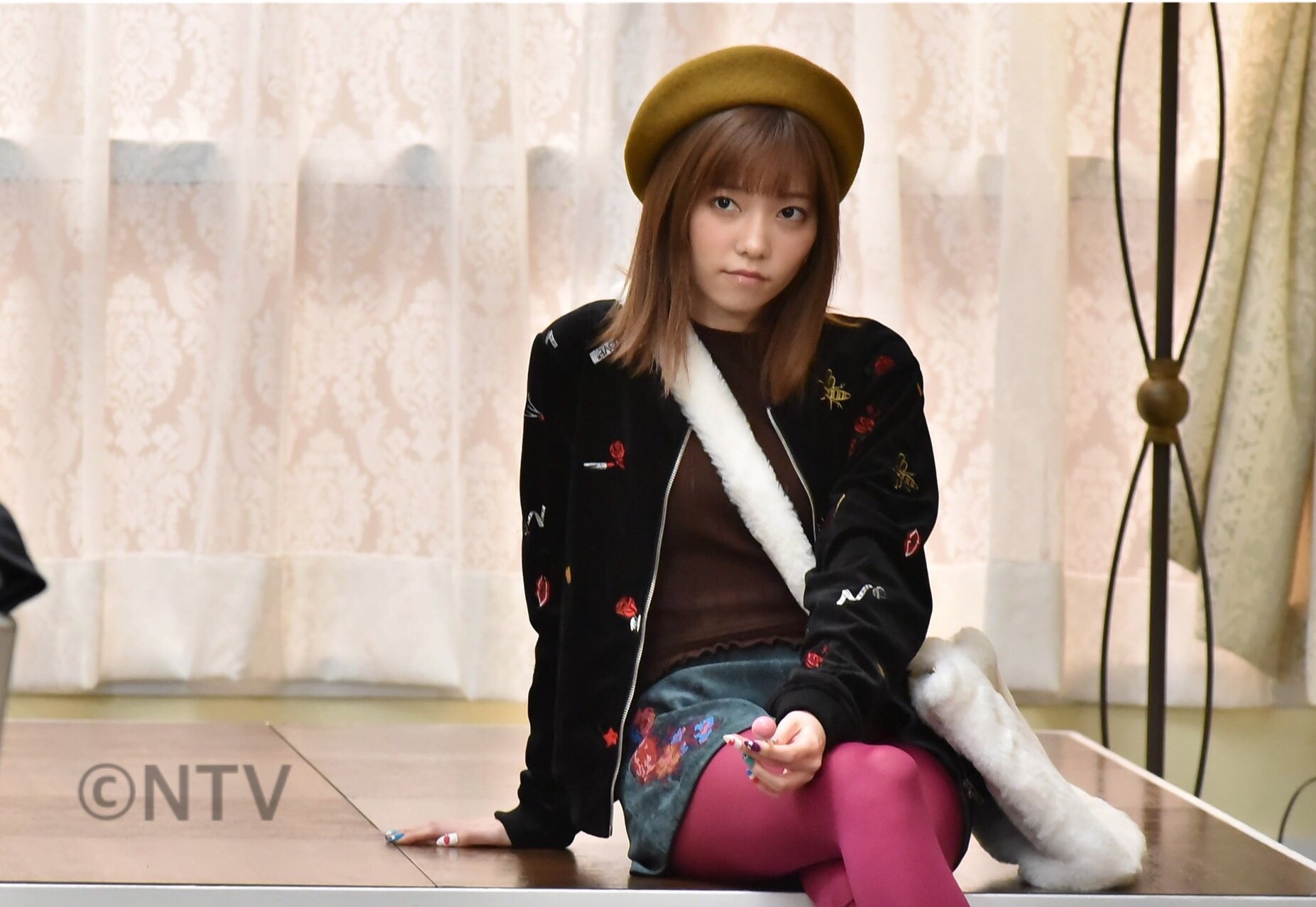 Halloween Night パーカー Lサイズ 島崎遥香　新品 Amazon.co.jp: 島崎遥香 永遠プレッシャー 台湾 限定 : おもちゃ