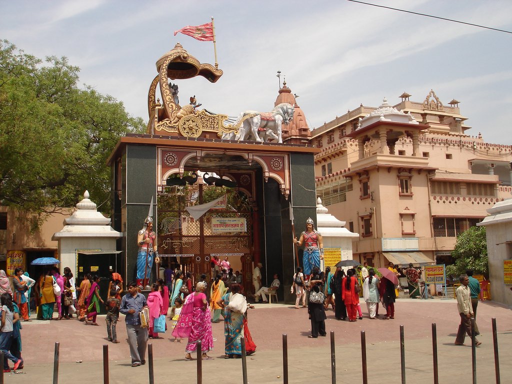 IndiaPilgrims's tweet photo. Witness the tales of “Bal Krishna Leela” with a Tour to Land of Lord #Krishna.  https://t.co/cSpNQ9K8MU
#Mathuravrindavan #gokuldham https://t.co/yEQTDygDOO
