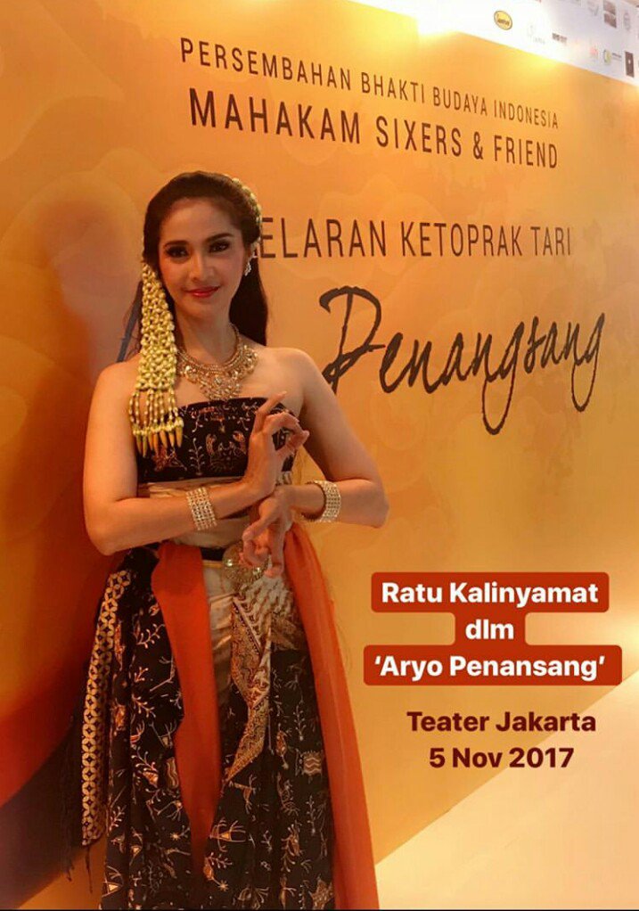 ilmiaj's tweet photo. Kecantikan Ratu kalinyamat tak terbantahkan lagi..Ayu tenan @mpokmod sukses untk mlm ini 😍 https://t.co/VFRjdD1GhE