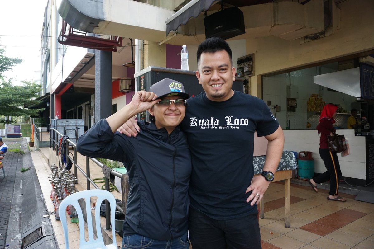 BenShisha's tweet photo. Thank you @yanrozami for coming! Our loyal customer 😘 #lepakshisha #benshisha #BenShisha10thAnniversary https://t.co/GtmDeXmy8f