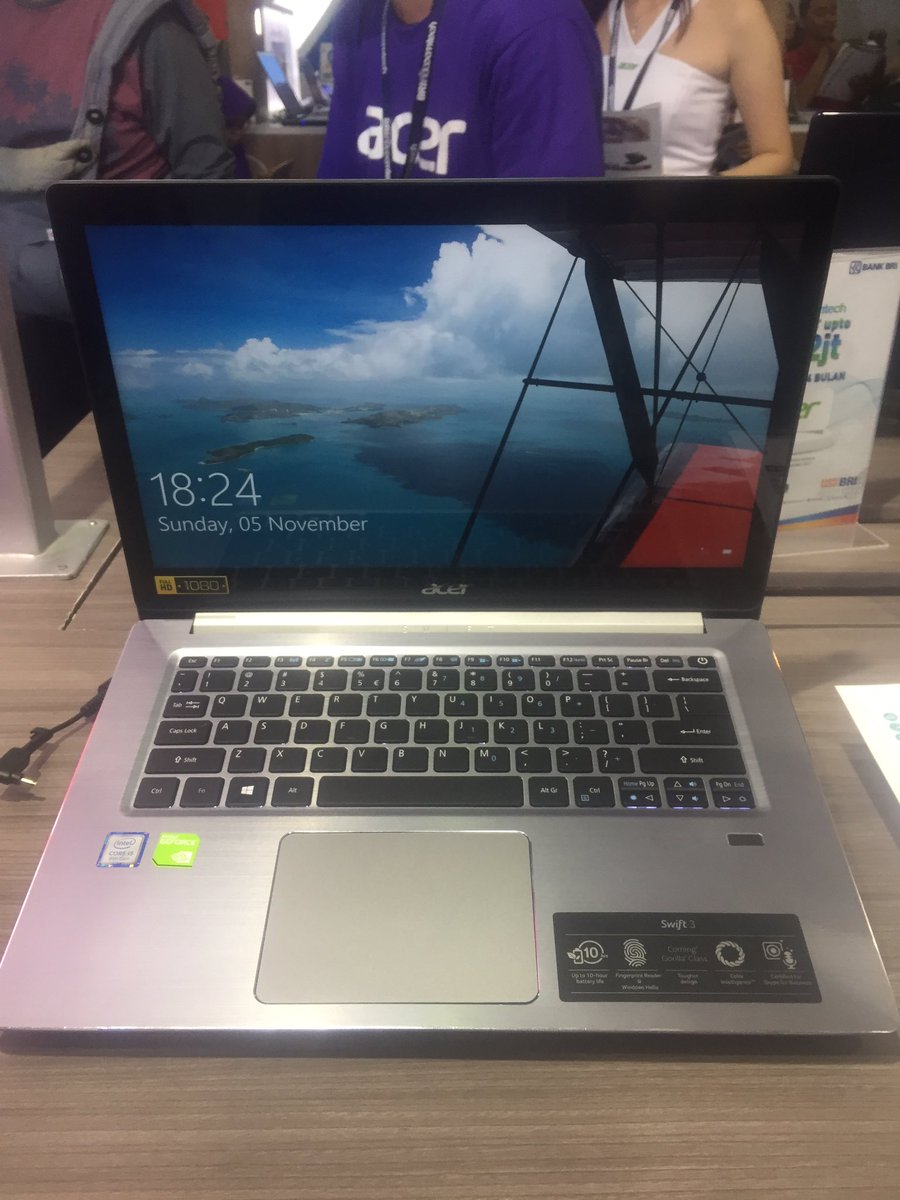 acerID's tweet photo. Swift 3 (2nd Gen) menjadi salah satu laptop pertama yg menggunakan prosesor Intel Generasi ke-8 di Indonesia, lho! #Indocomtech2017 https://t.co/sGOiIq4JFU