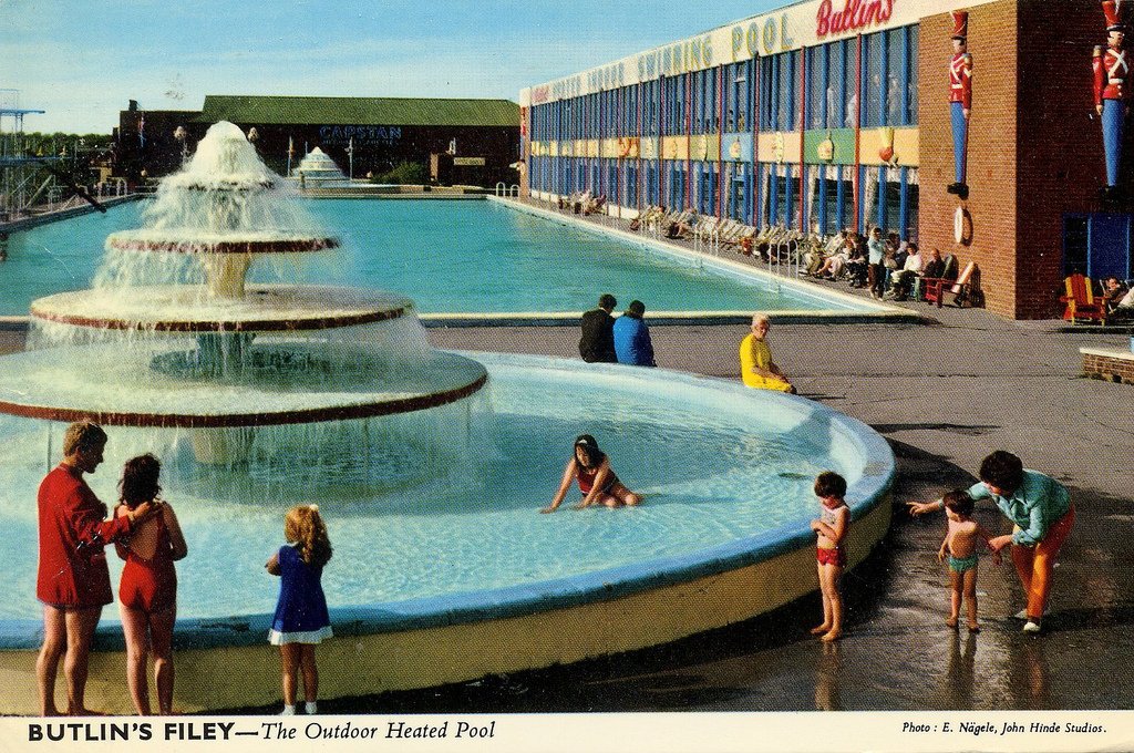 GenealogyBeech's tweet image. After the loss of my Granddad in 1965 my Grandma took herself off to work at #Butlins in #Filey where she worked as a supervisor/cleaner.