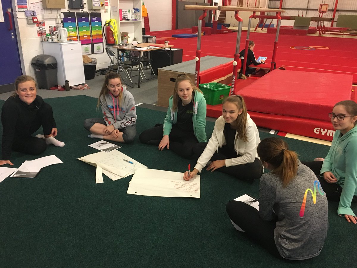 curly_maz's tweet photo. 14 fabulous Sports Leaders half way through the day......#communities #whatmakesagoodcoach #sportsleaders https://t.co/28TqO8M9oy