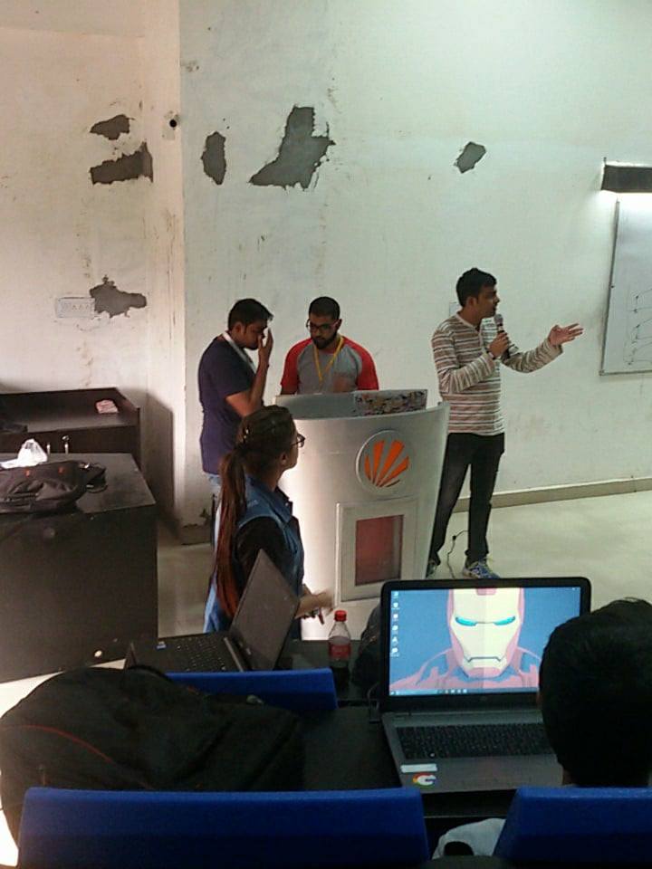 HaxonicOfficial's tweet photo. #gdgjalandhar #gdgdevfest17 @GDGJalandhar
doubts session was simpy awesome!!! https://t.co/czJAgUUJ6I