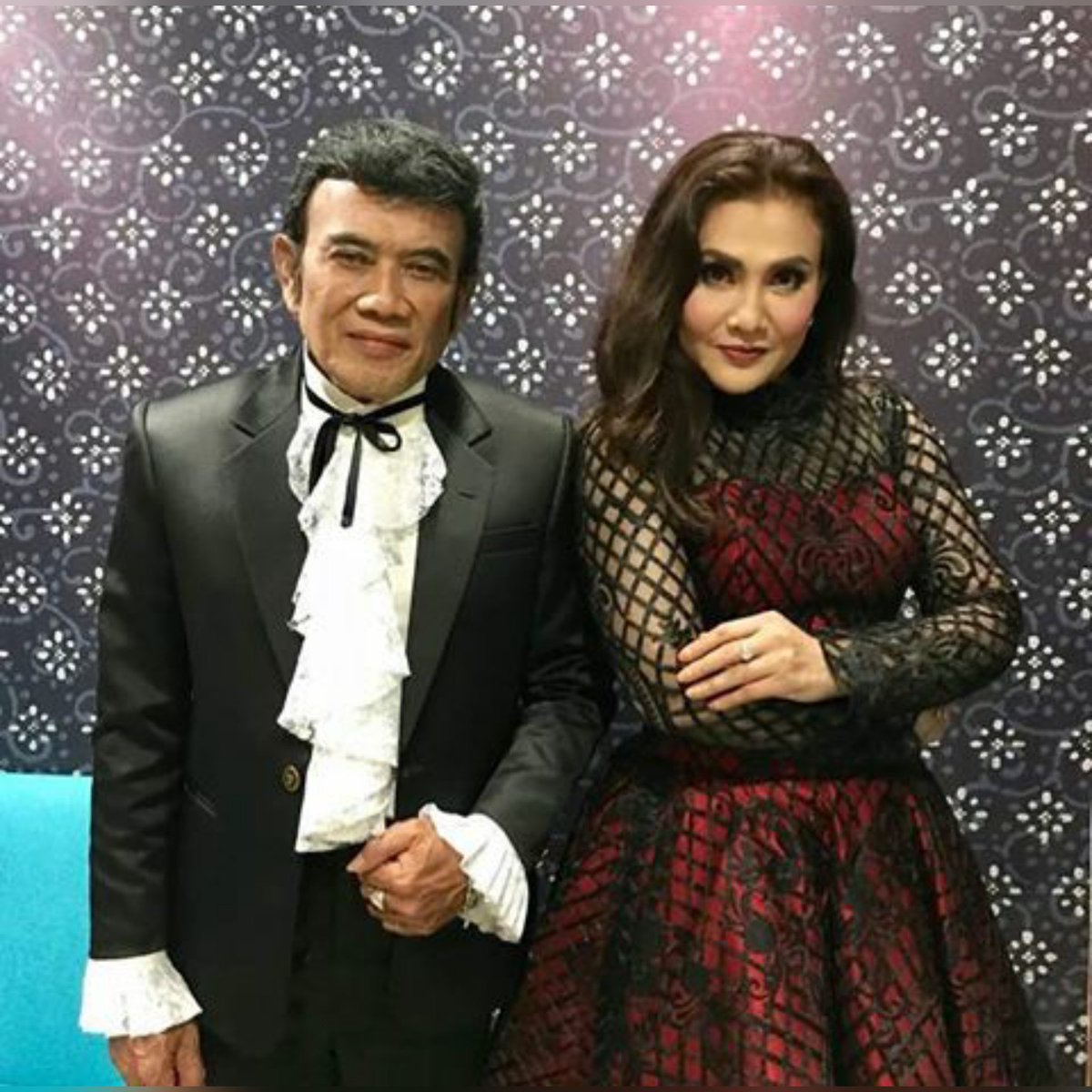 ranichaniaofc's tweet photo. dangdut academy asia bareng masidayu mesnun @masidayumesnun #masidayu #rimairama https://t.co/XUUQI4Mr0j