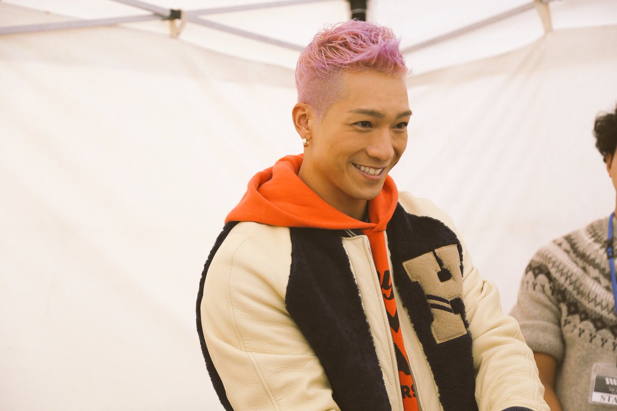 Doberman Infinity 手厚い握手会アゲイン にお集まり頂いた皆さんありがとうございました 肌寒い中長い列を並んで頂いたことに Swayも本当に感謝していました 体調など崩されないようお気をつけ下さい Sway Manzana