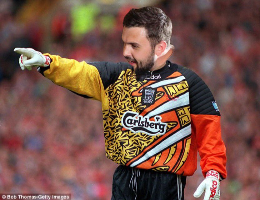 His hair is fine, used to shag belters all the time, the walking tour was wrong, it wasn't Stuart Armstrong