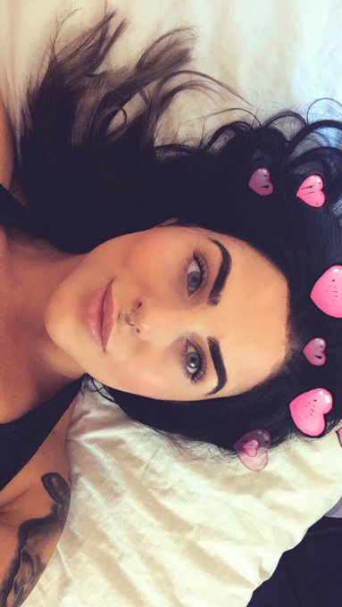 I&rsquo;m on line! https://t.co/L6Mzy2Sqbq https://t.co/waA1YhUUO1<a href="/tag/newprofilepic"class="tags"><span>#newprofilepic</span></a>