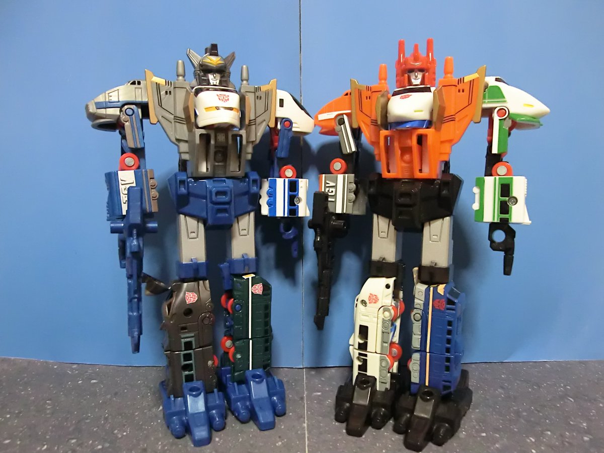人気商品!】TF-01 トランスフォーマー サイバトロン 6体合体 人気商品!】TF-01 トランスフォーマー サイバトロン 6体合体