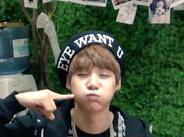 yyyyybts's tweet photo. 爺を愛してやまないヨジャで
ございます👀

✔️03line

✔️慣れたら塩orキチガイなります

鬼絡みしてくださいな？👴🏻

#armyさんと猛烈に絡みたいのでこれを見た人はRTおねがいします 
 #ARMYと繋がりたい https://t.co/BtCd68C9lD