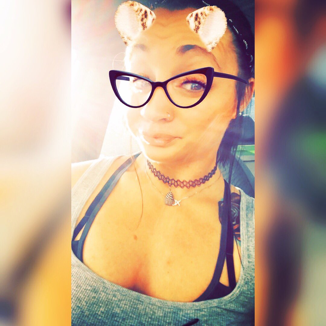 beck_russo's tweet photo. 🤓 #selfie #SelfieSunday #fitfam #fitness #workout #muscles #health #lifestyle https://t.co/welgK0Jmi9