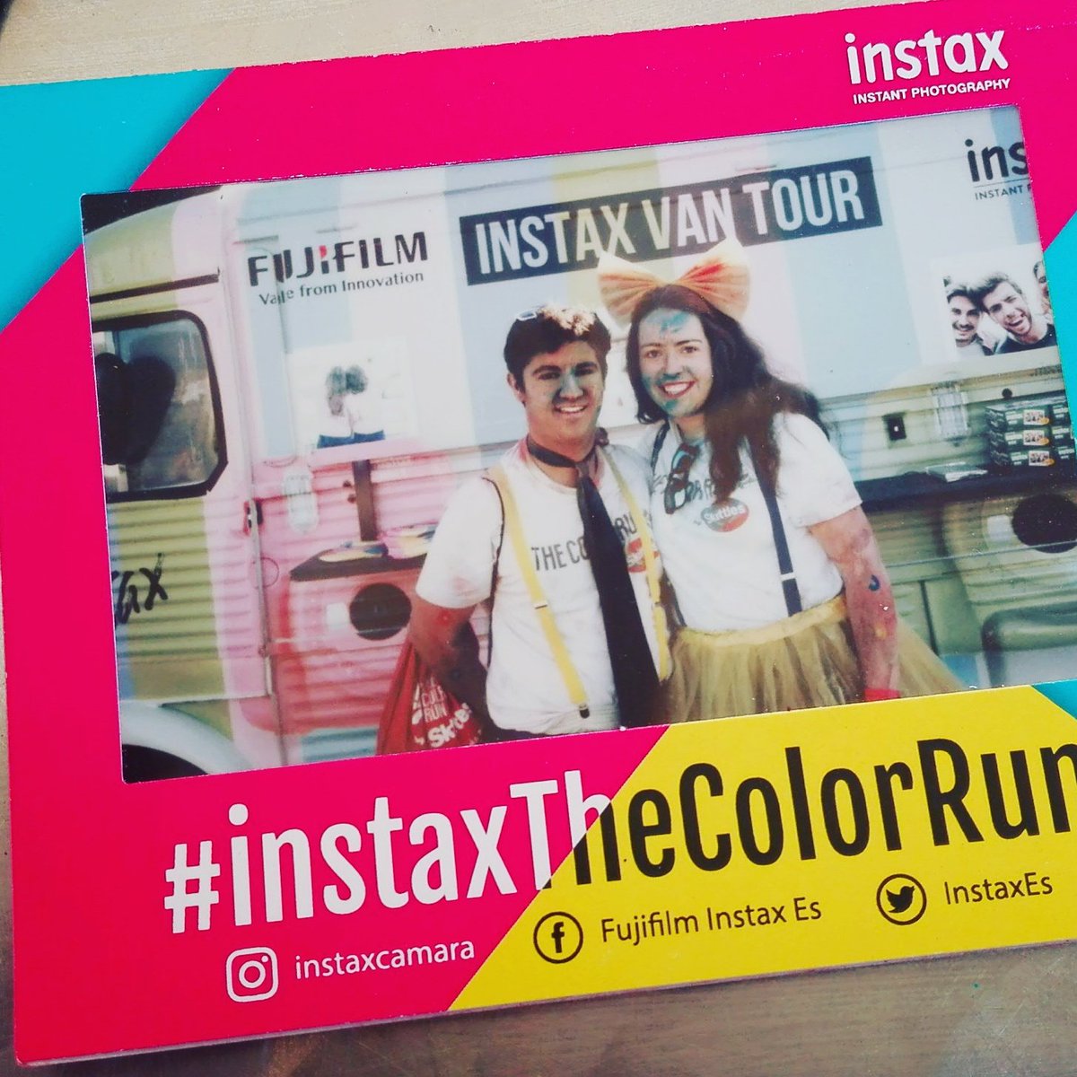 _Roocio15_'s tweet photo. #instaxTheColorRun @InstaxEs https://t.co/9npnVOdiey