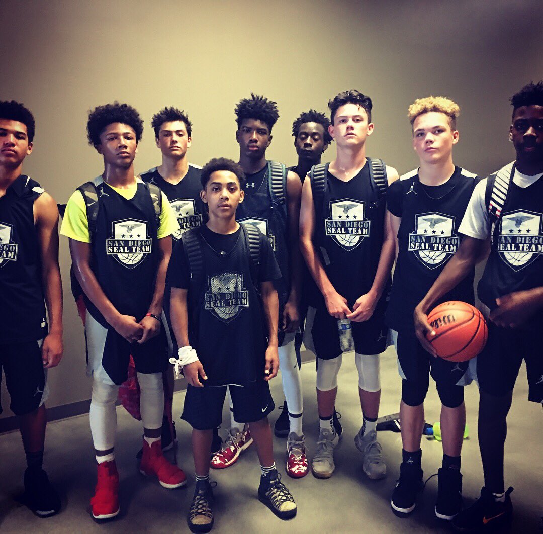 SDSharksSB's tweet photo. 14u San Diego Seal Team 2-0 Saturday,
Championship bracket starts at 9 AM. #topgunfallclassic #sdsealteam #2022 #stayhumblestayhungry https://t.co/XKYy7fzsY2