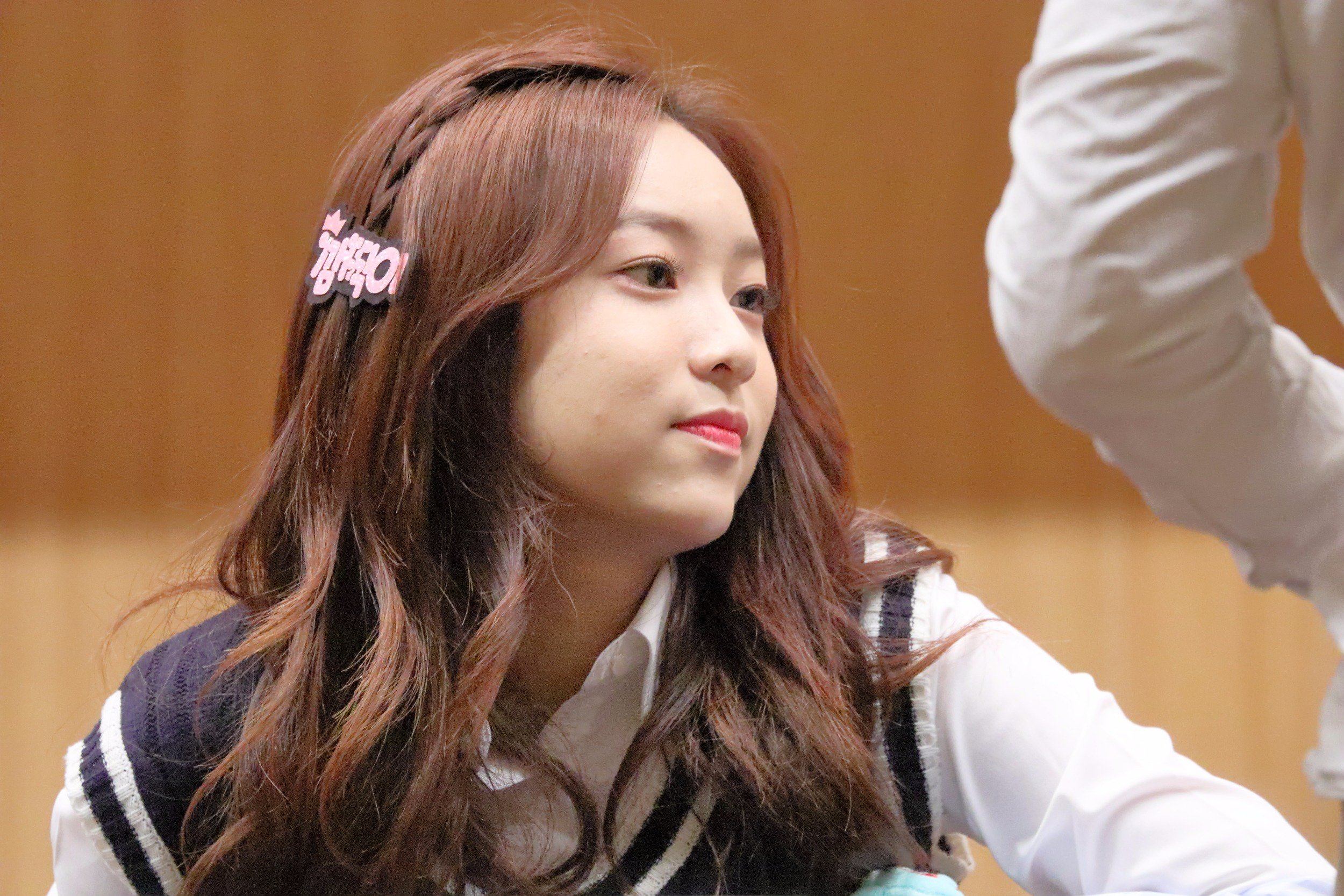 DN3xJkRVQAElMPg.jpg:orig