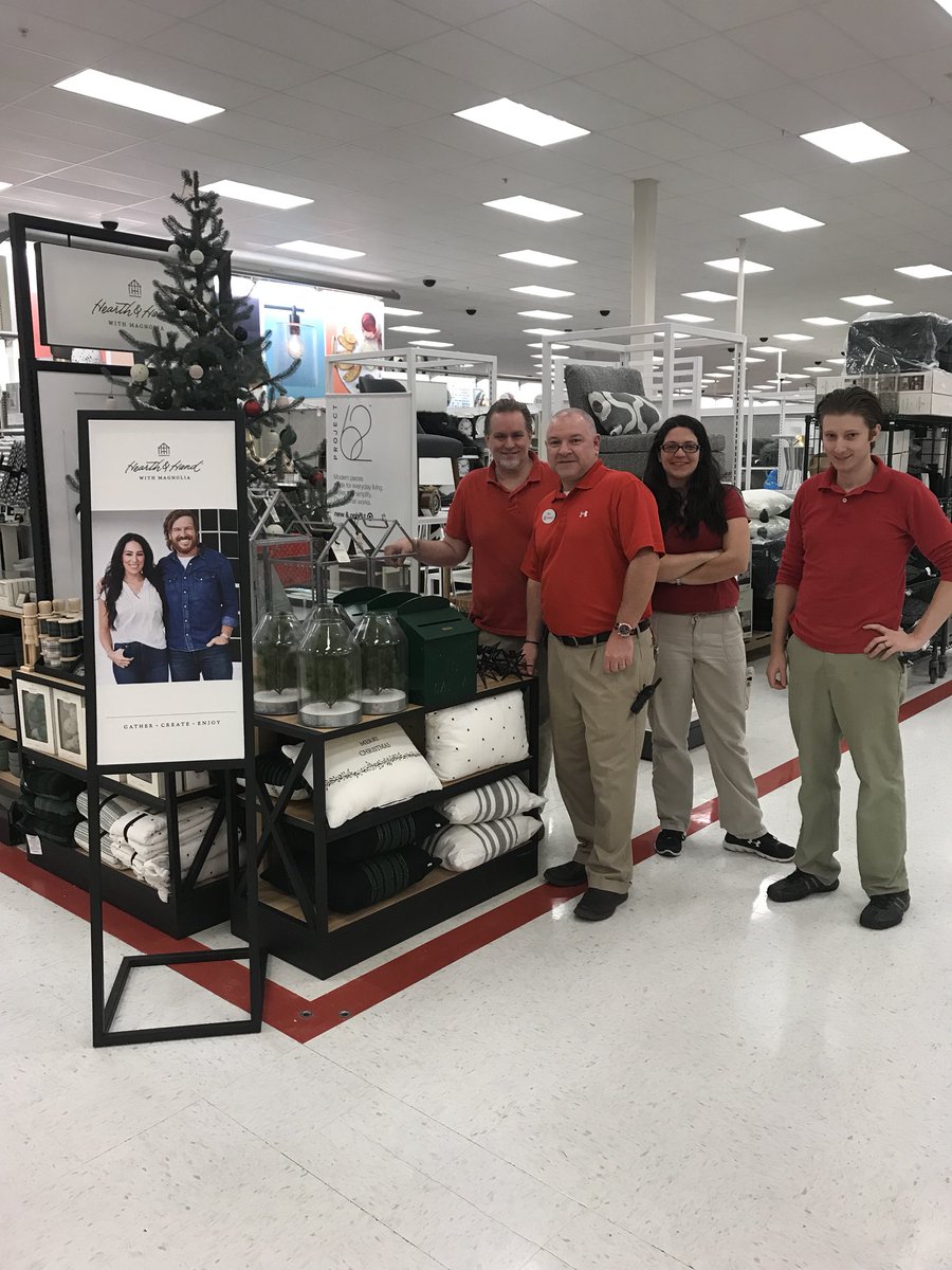T-2267 ready to go for #HearthandHand release today! @target <a href="/PaulMatthewsAP/">Paul Matthews</a> <a href="/bjazzyp/">Scott LaFond</a> <a href="/JimHogan23/">Jim Hogan</a> <a href="/samshah21/">Samir Shah</a> <a href="/magnolia/">magnolia</a>