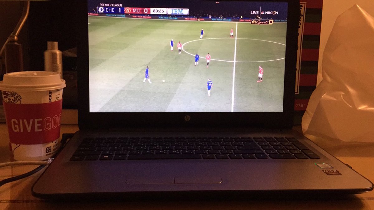 iamfabian's tweet photo. 2 am premier league experience #FirstOfManyFirsts https://t.co/Yltb6UYwm4