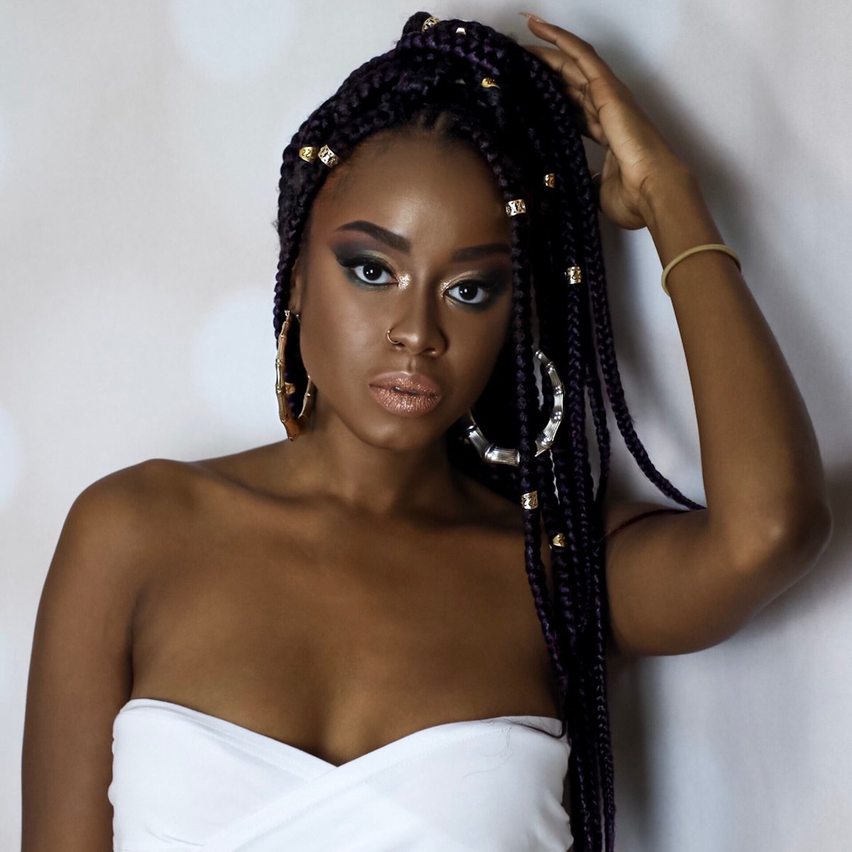 disserk's tweet photo. Book Me For All Your Hair Needs: Wigs, Weaves, Braids, And More. Follow My Hairpage @IndieMarieHair For Exclusive Loyalty Discounts. 
#HBM✨ https://t.co/20Gru0rLaB