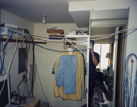 ValaAfshar's tweet photo. 18 years ago, @salesforce started in a small apartment in San Francisco.

This week, over 172,000 will attend @dreamforce. Thank you! #DF17 https://t.co/Gpct6AHfm2