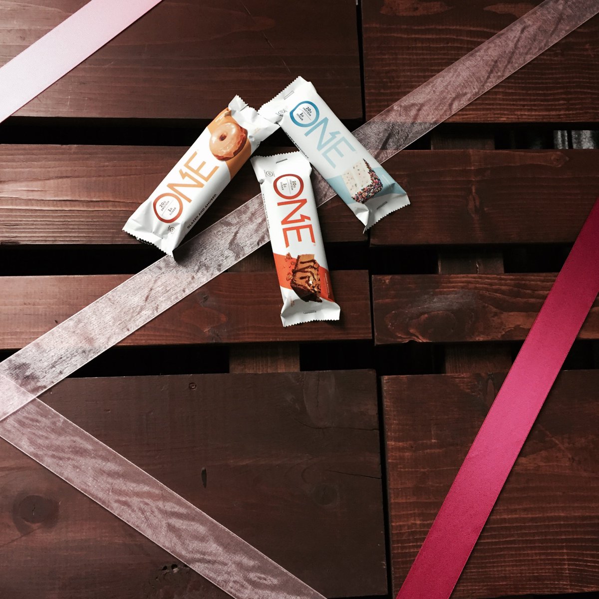 Yesterday at #StyleConOC we may have just found the ONE, One Bar protein bar that is! What was your favorite snacks from #StyleConOC?