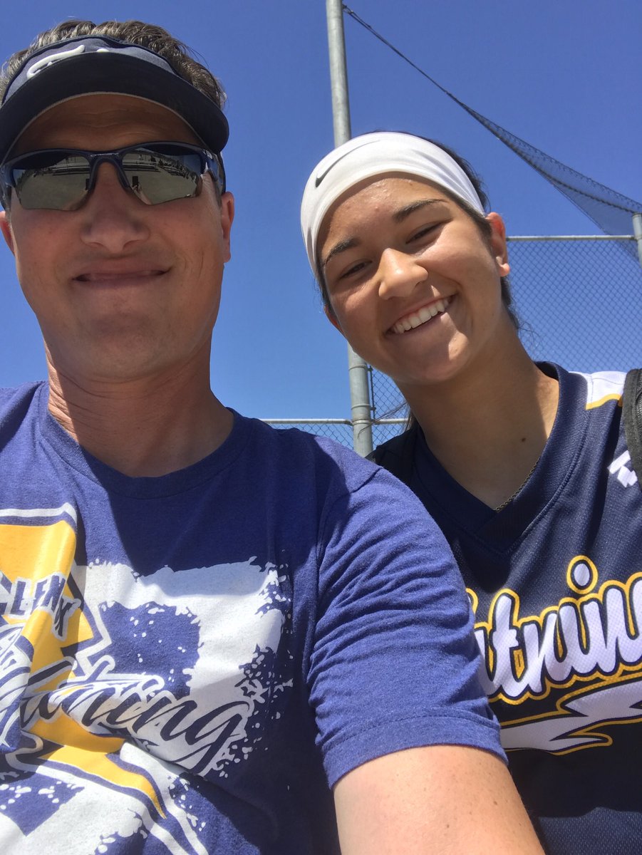 cacini_jr's tweet photo. When Alyssa and Lexi drive in
8 of the 14 runs! Love it!
#BPFamily #NLLightning18UGold
#TopGunEvent
@VflexSports @TheBallparkMP https://t.co/ScLt15k47H
