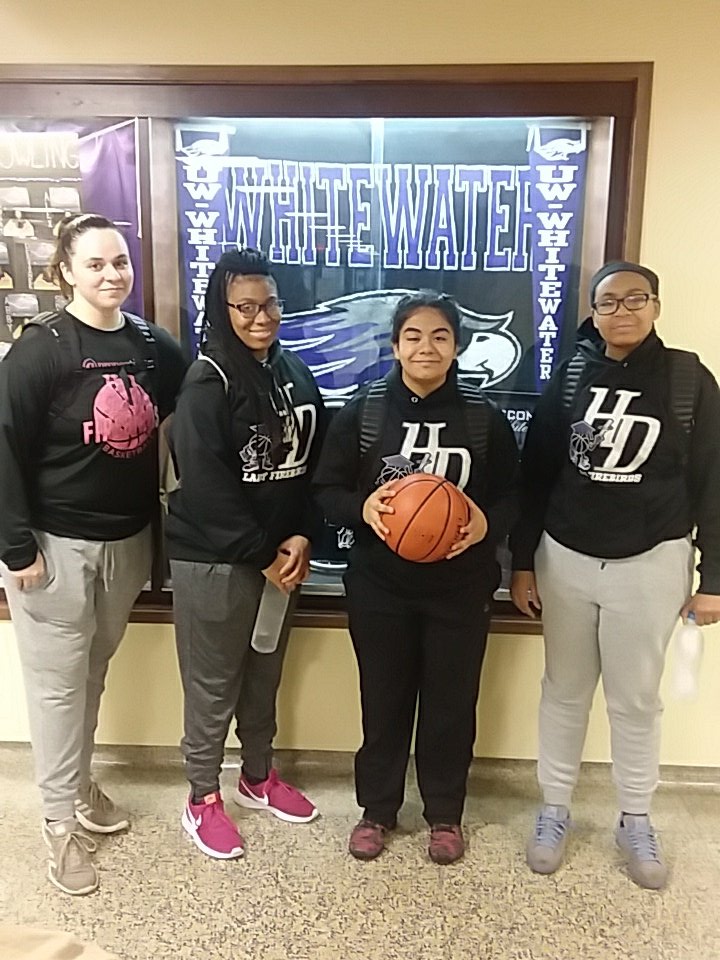 Soloriowbb's tweet photo. @UWWWomensHoops Lady's enjoyed themselves UW-whitewater. NICE CAMPUS https://t.co/qXh10ObSsQ