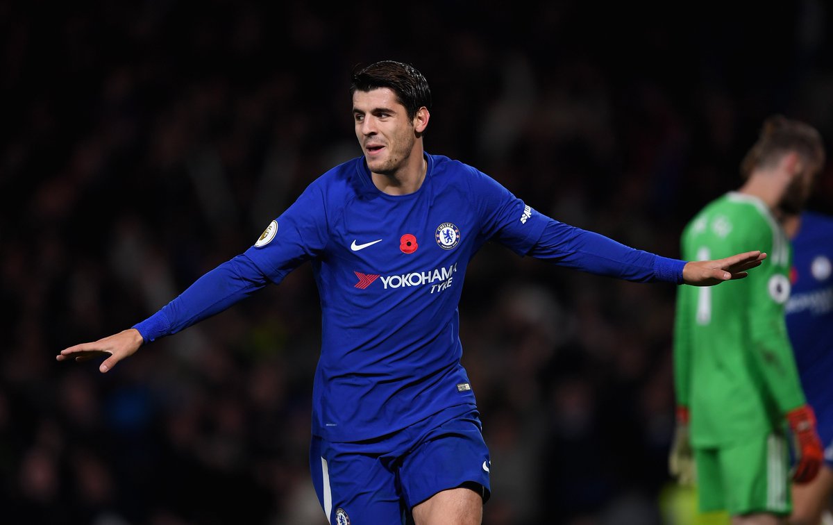 ChelseaFC's tweet photo. Full-time: Chelsea 1-0 Man Utd 

@AlvaroMorata's brilliant header secures the three points for the Blues! 

WHAT A WIN! #CHEMUN https://t.co/mXENjy3WQM