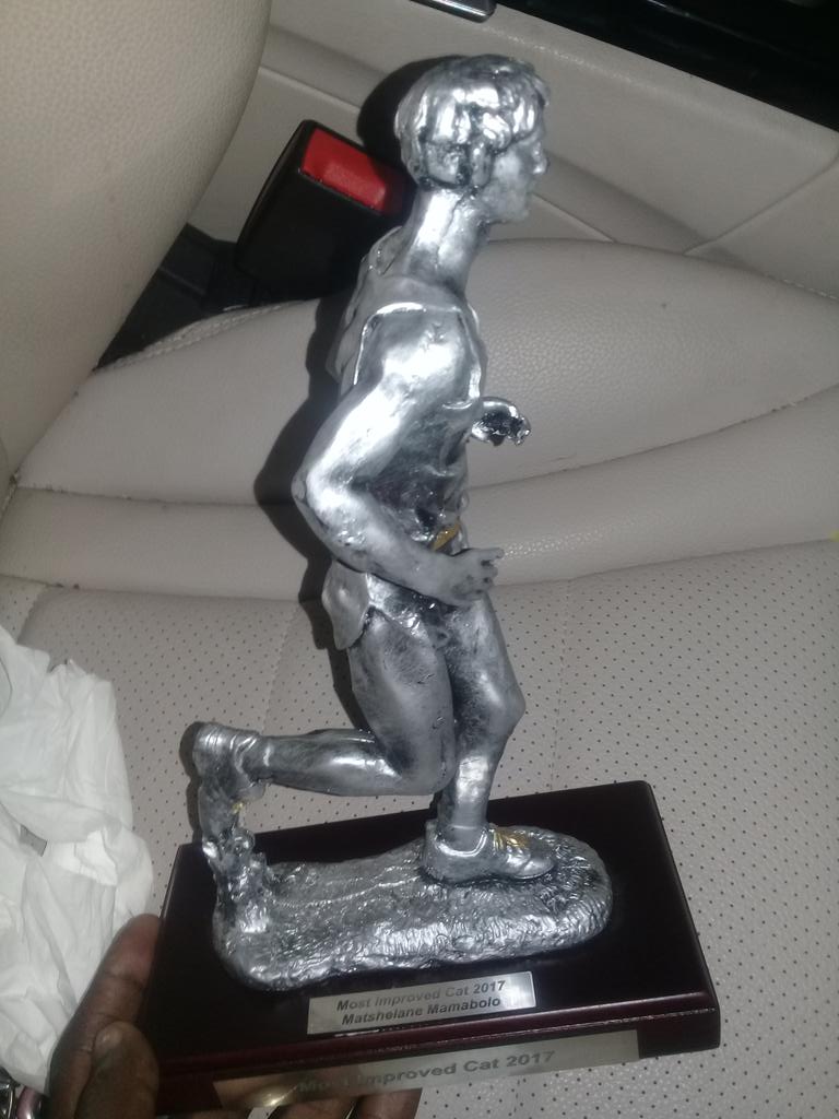 Great running day for Mamabolos.. maiden half marathon for <a href="/LabelleJoi/">Honey Mamabolo</a> at Soweto; 10km PB for Julio; Most Improved Fat Cat for yours truly.