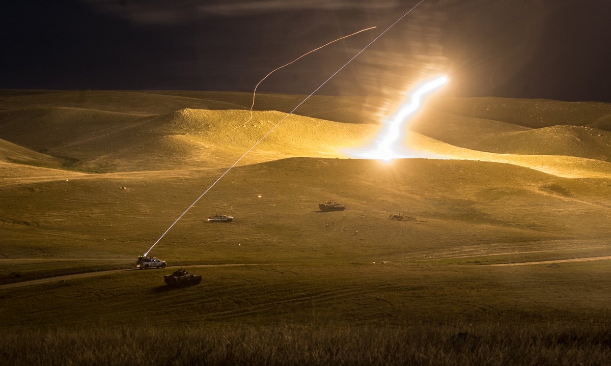 BritishArmy's tweet photo. Fireworks British Army style! Happy #BonfireNight https://t.co/BjA3iIWigf