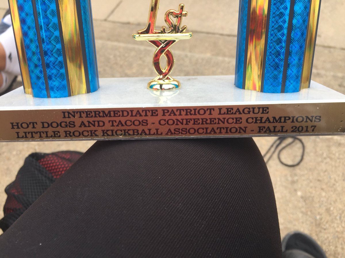 MelKay26's tweet photo. Conference champs! #LRKA Hot Dogs and Tacos! 🌭🌭🌮🌮 https://t.co/CRWfxWlwnm