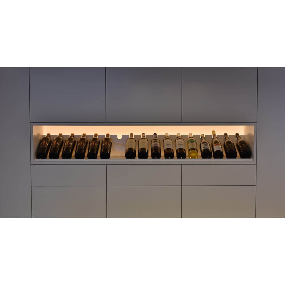 RobbrechtMeubel's tweet photo. Bij #Robbrecht #Vormgeving zitten we niet stil! Ook dit fraaie #meubel met #wijnrek hebben we onlangs opgeleverd. #meubelmaker #maatwerk https://t.co/6Ft1EZubzw
