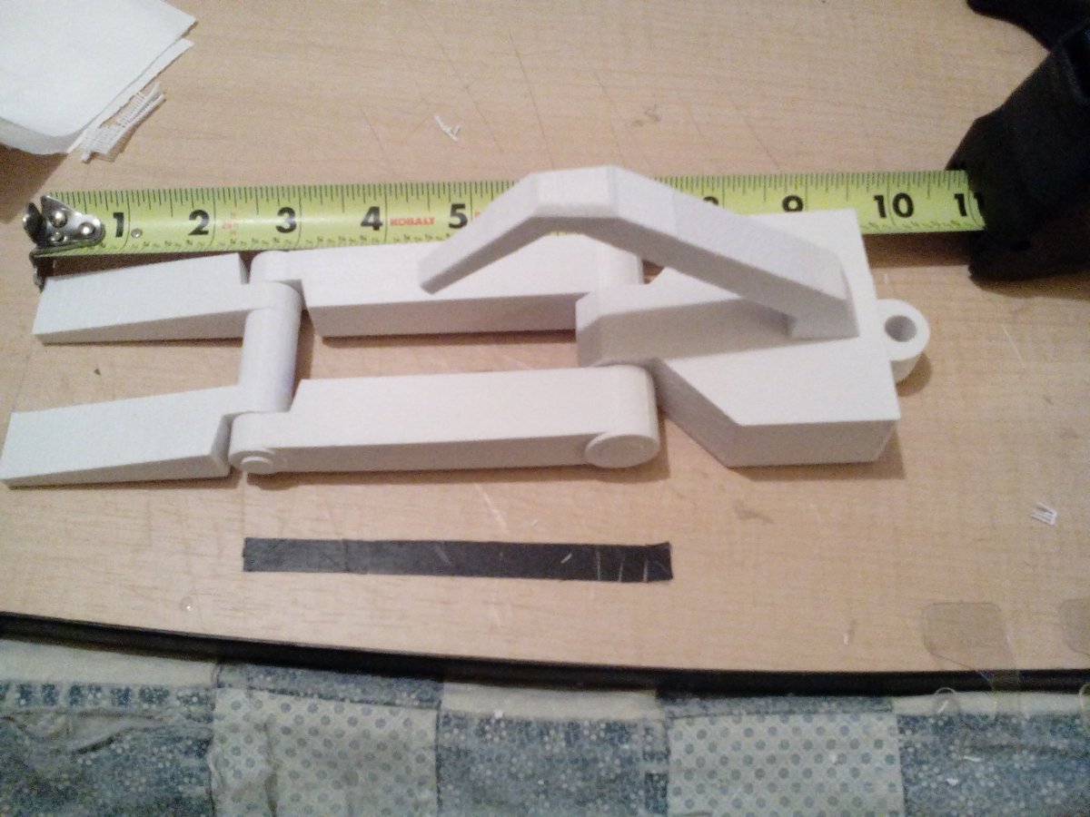 SMTGames's tweet photo. #diypropshop Battle droid hands! https://t.co/z9egdHxftb