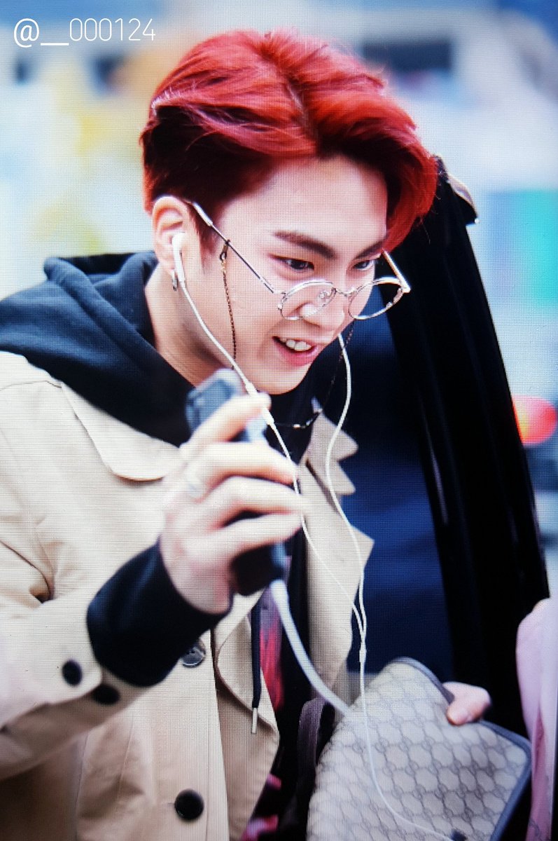 Ot7SPEED's tweet photo. [171102 - بريفيو] سيجون في طريقة للتصوير 
Cr: Toby + MysticHaze + 김기읏 https://t.co/b0DlqH7pxK
