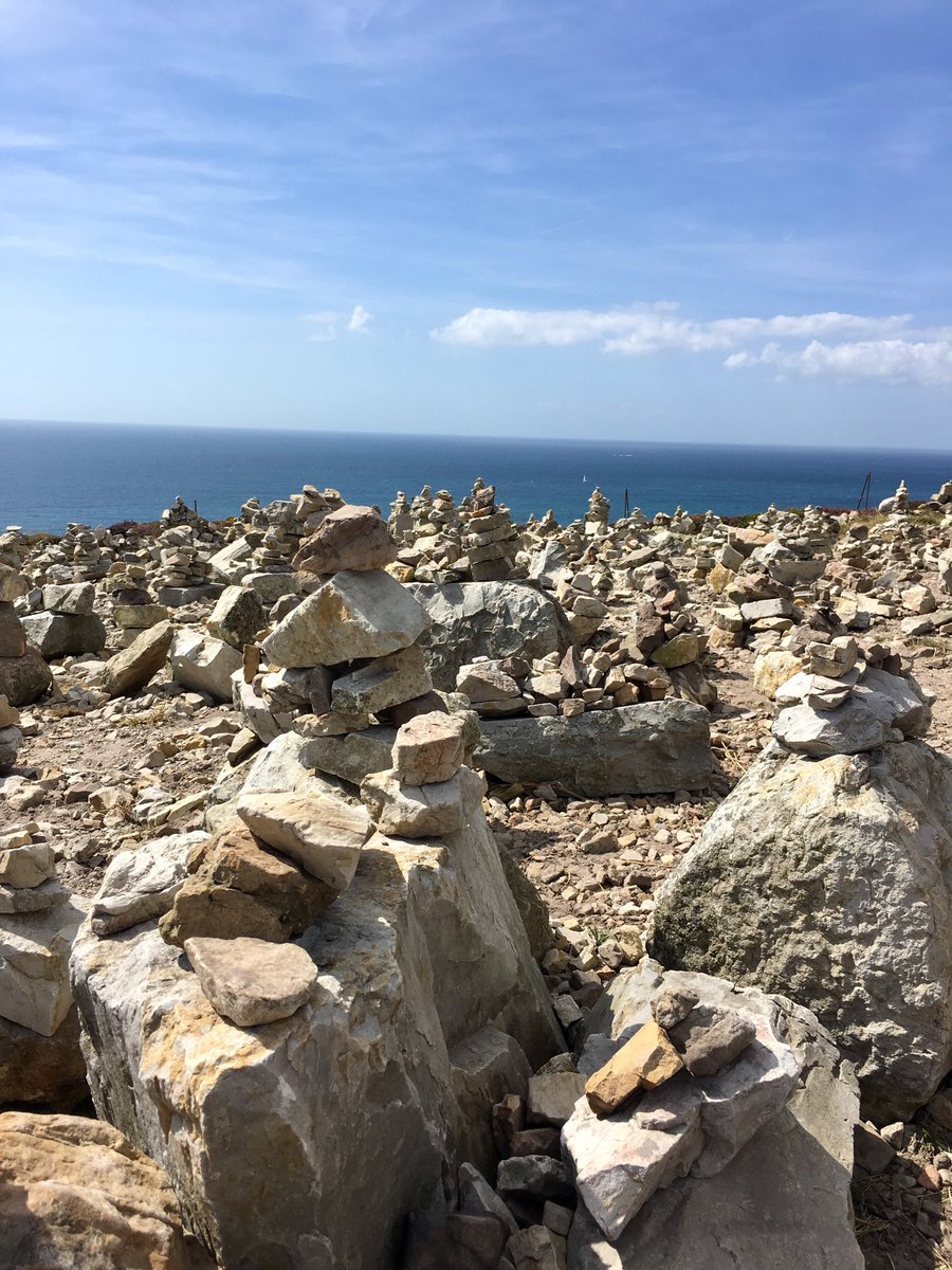 magikjle's tweet photo. La pierre est immortelle... l'érosion aussi #Crozon #aout2016 #Bretagne https://t.co/NLrpda6cT0
